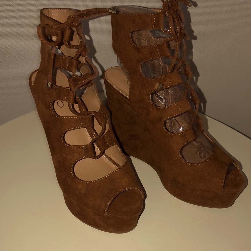 Suede Lace-up Platforms
